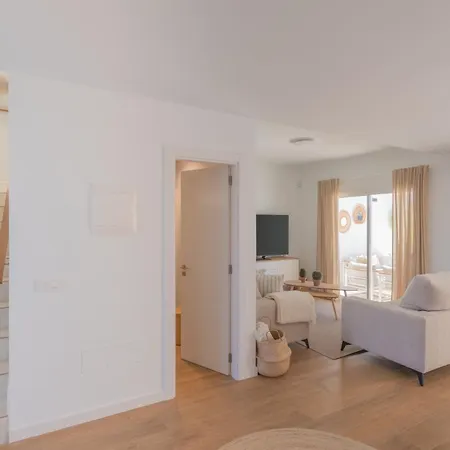 Serena Luca By Villalia * Playa Blanca (Lanzarote)